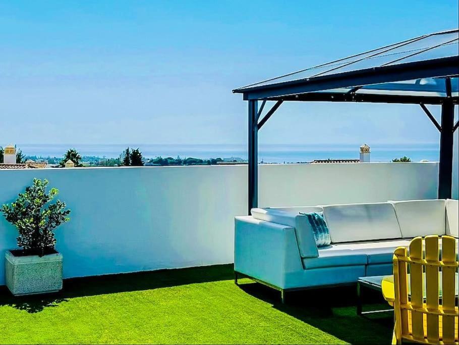 Oceanview Luxury Penthouse Apartment Estepona Luaran gambar